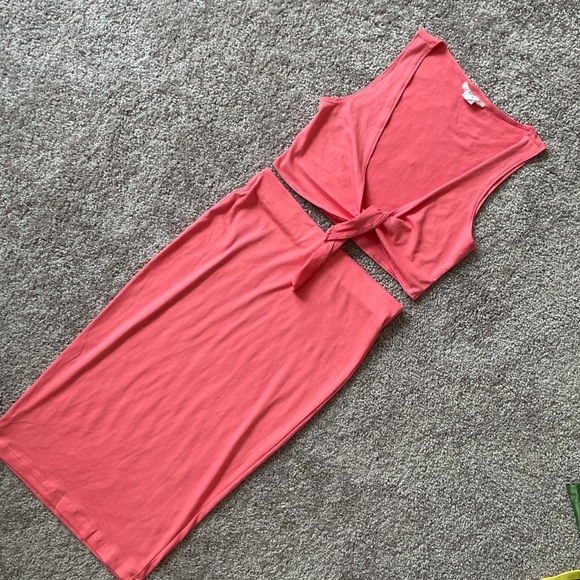 Pink Two Piece Set - Picture 2 of 4